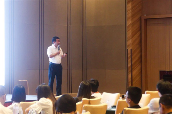 正睿研究院副院長(zhǎng)王棡老師培訓(xùn)現(xiàn)場(chǎng) 正睿研究院副院長(zhǎng)王棡老師培訓(xùn)現(xiàn)場(chǎng)