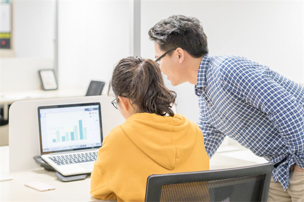 企業(yè)文化難以傳承，新員工融入慢，如何打造強(qiáng)滲透文化？